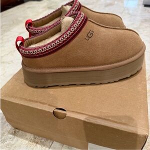 UGG Tazz II Slippers * READ DESCRIPTION*